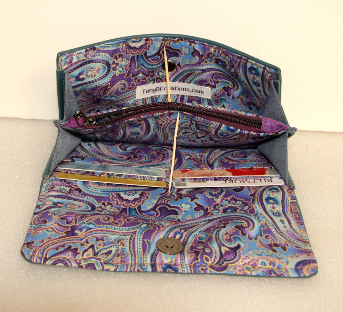 7709 TonyD Wellesley Wallet