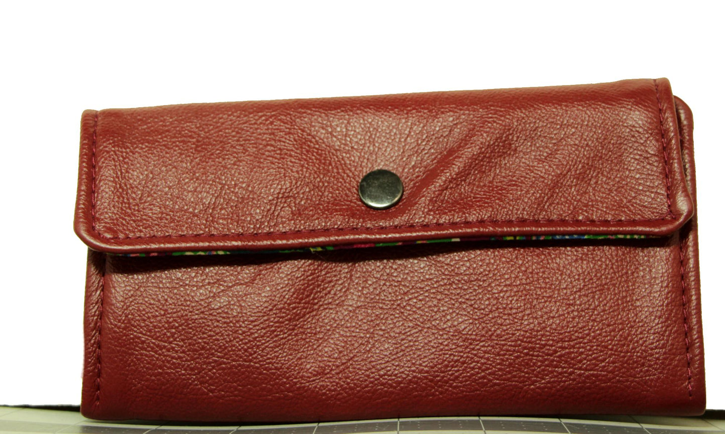 7741 TonyD Wellesley Wallet Burgundy with Fruit Core