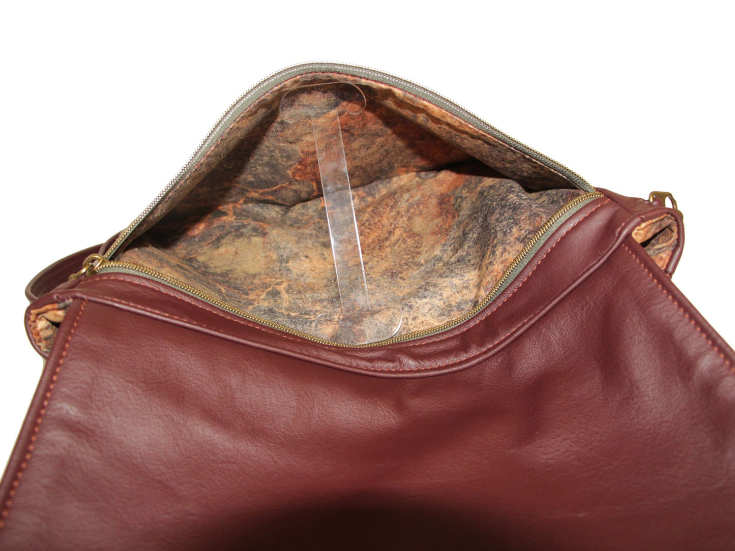 7832 TonyD Everyday Everything Bag Grande in Wine colored leather