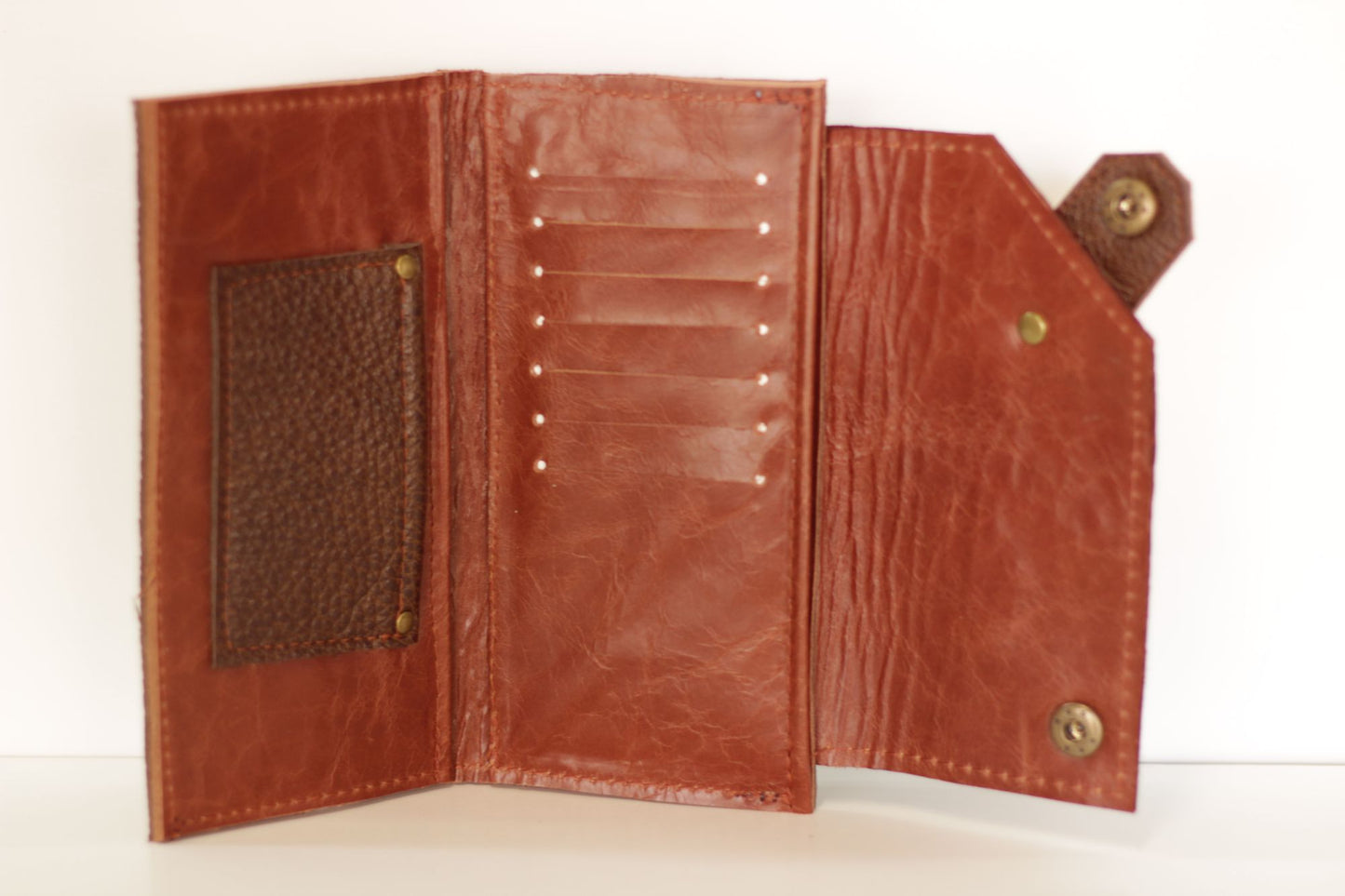 7866 JeroniMoney Embossed