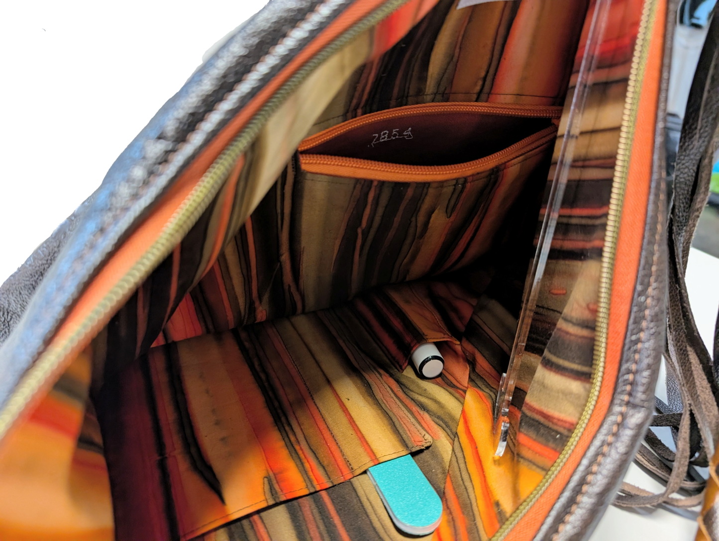 7854 Traudy Triangular Bag Two Browns