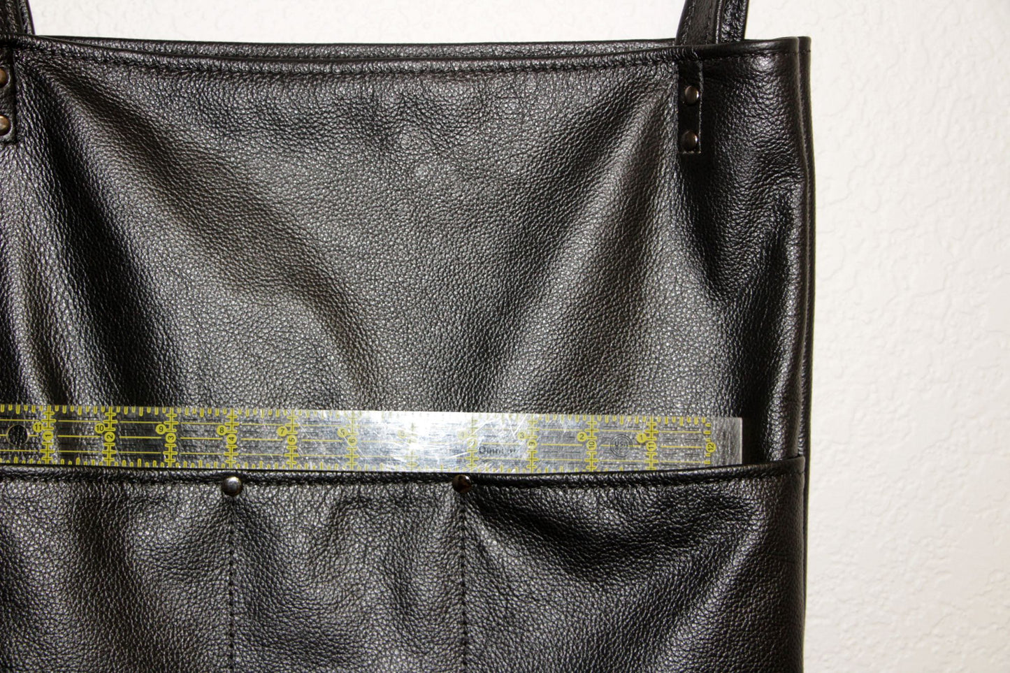 7705 Medio Tote