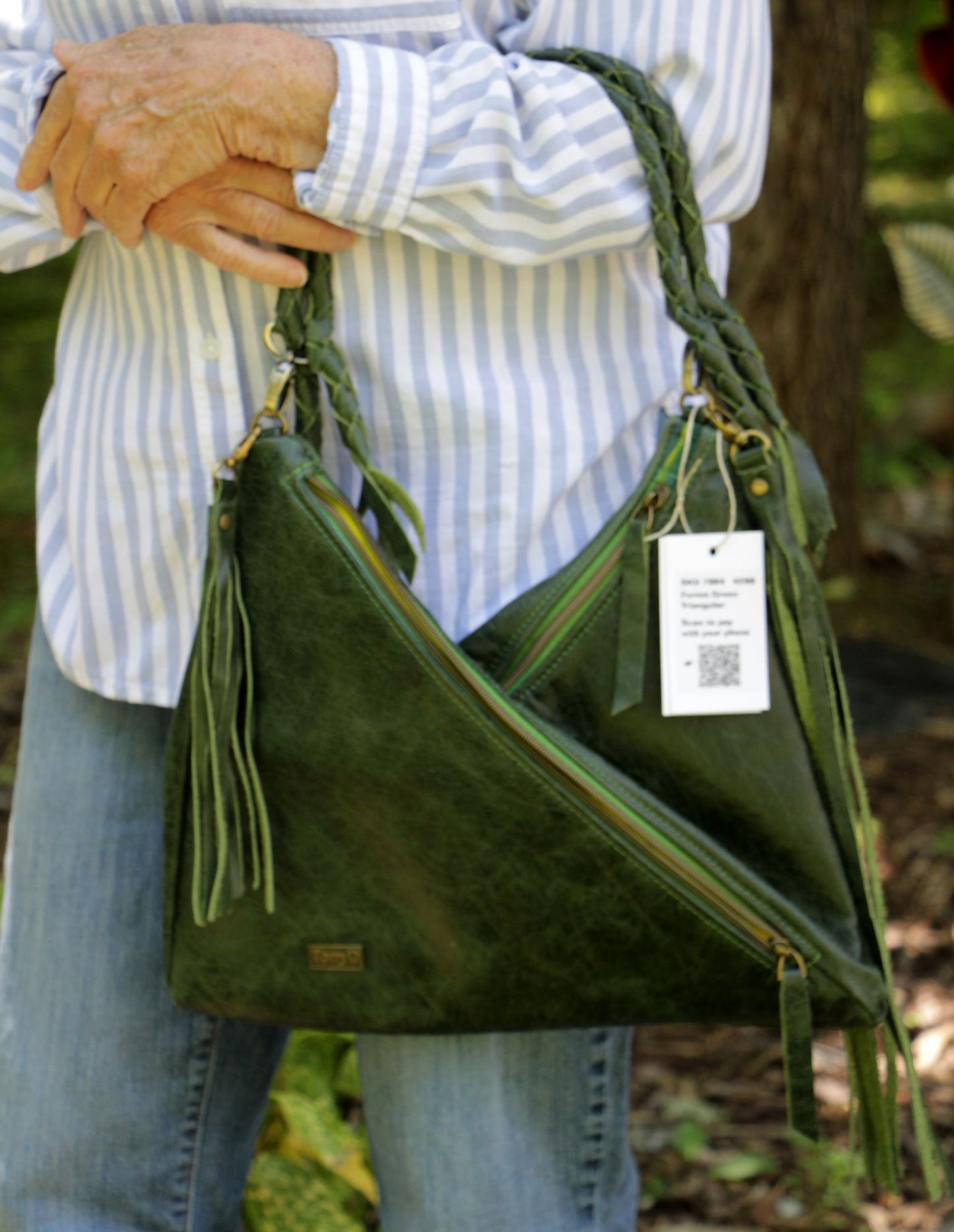 7804 Traudy Triangular Bag Green