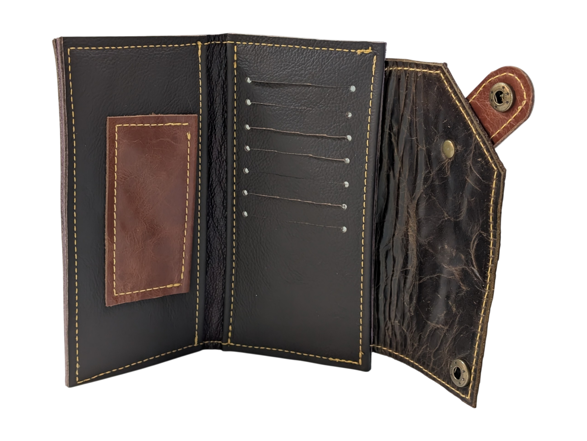Open leather wallet with brown interior pockets & cc slots