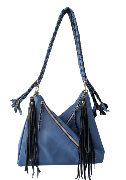 7887 Traudy Triangular Bag Carolina Blue