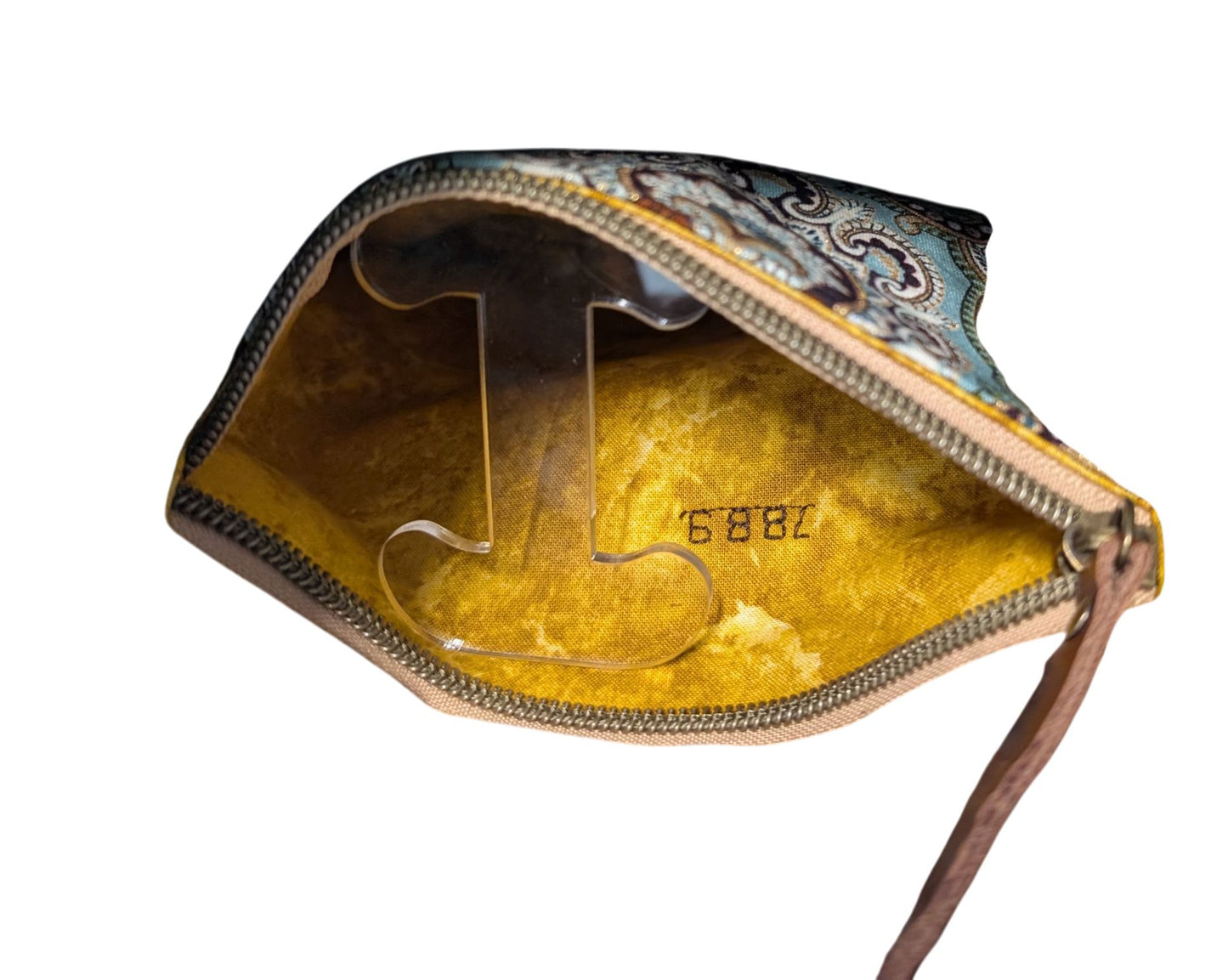 7889 Traudy Triangle Bag Chocolate Brown CC